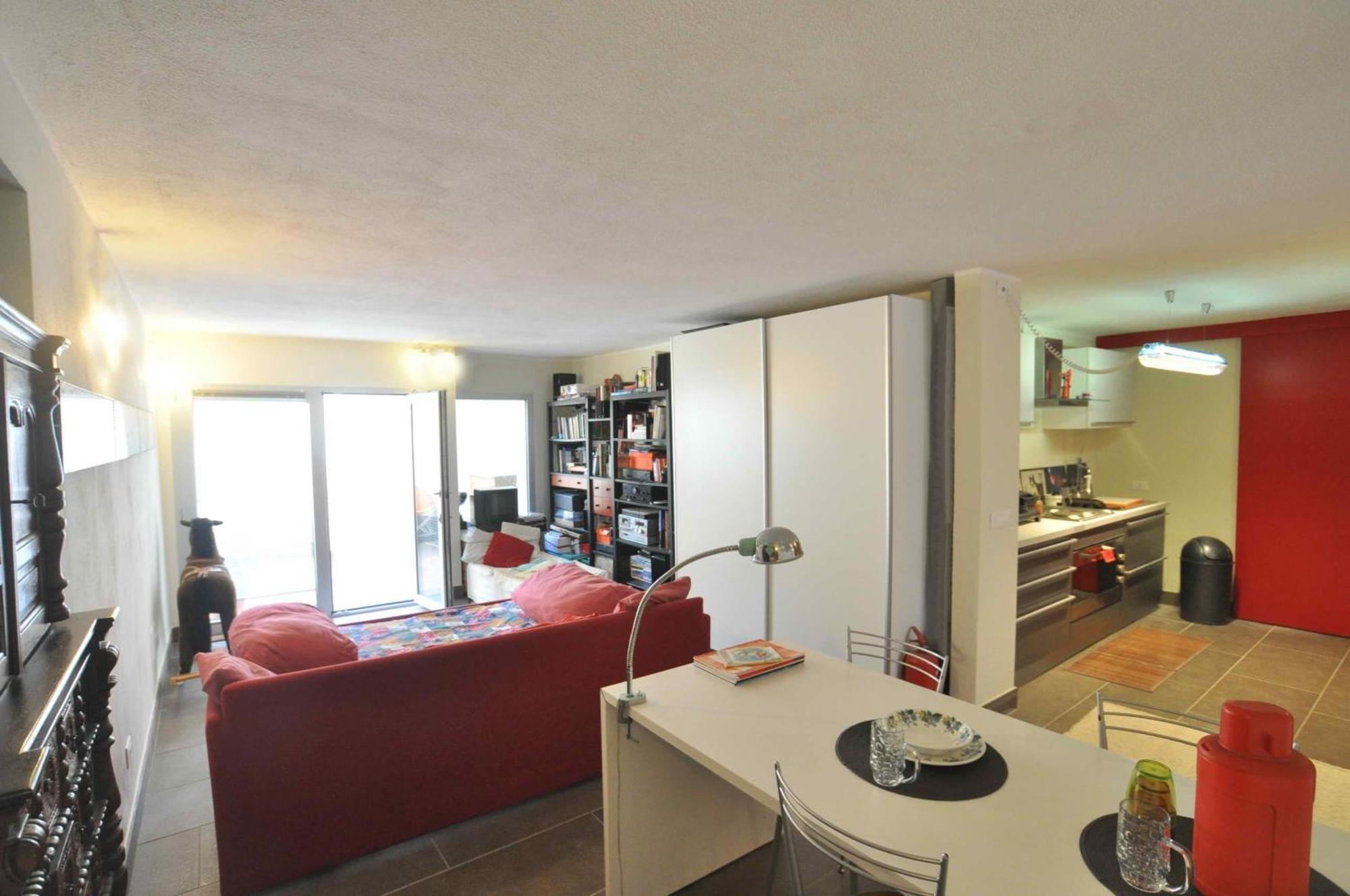 Art House Margine Rosso Quartu SantʼElena