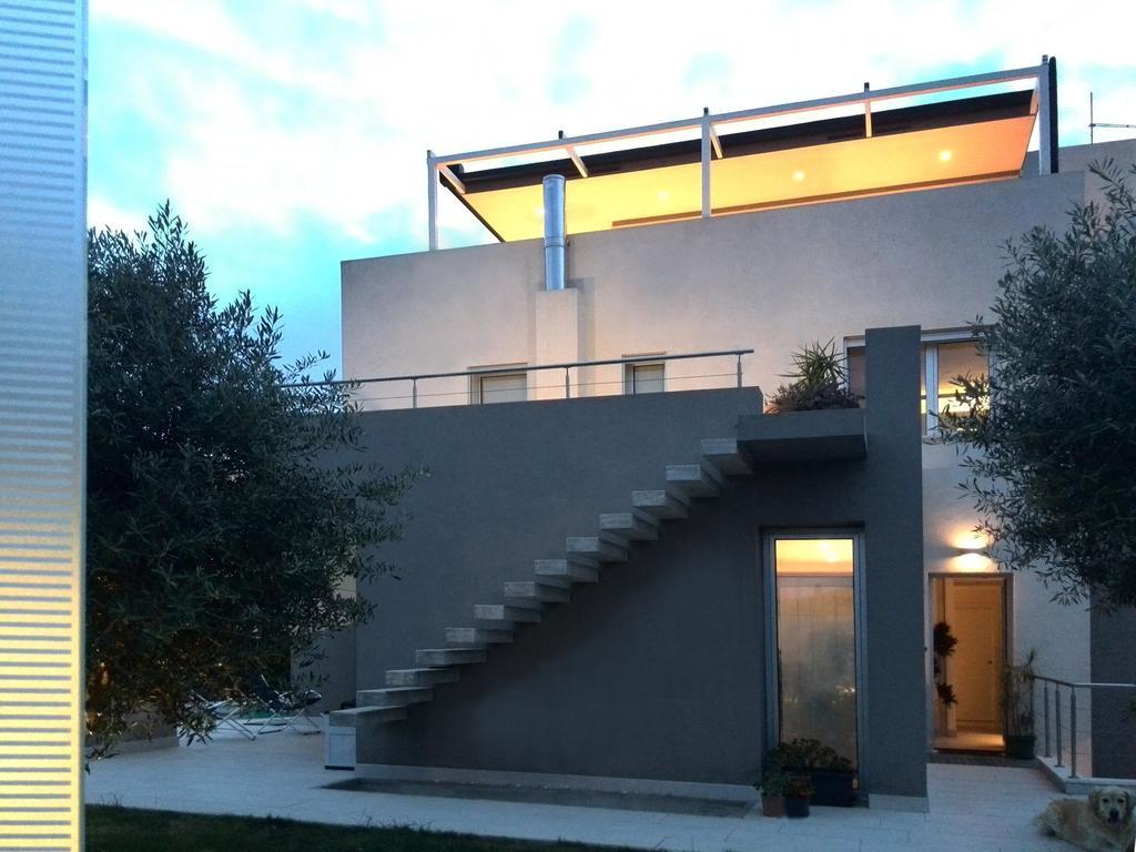 Bed & Breakfast Art House Margine Rosso Quartu SantʼElena