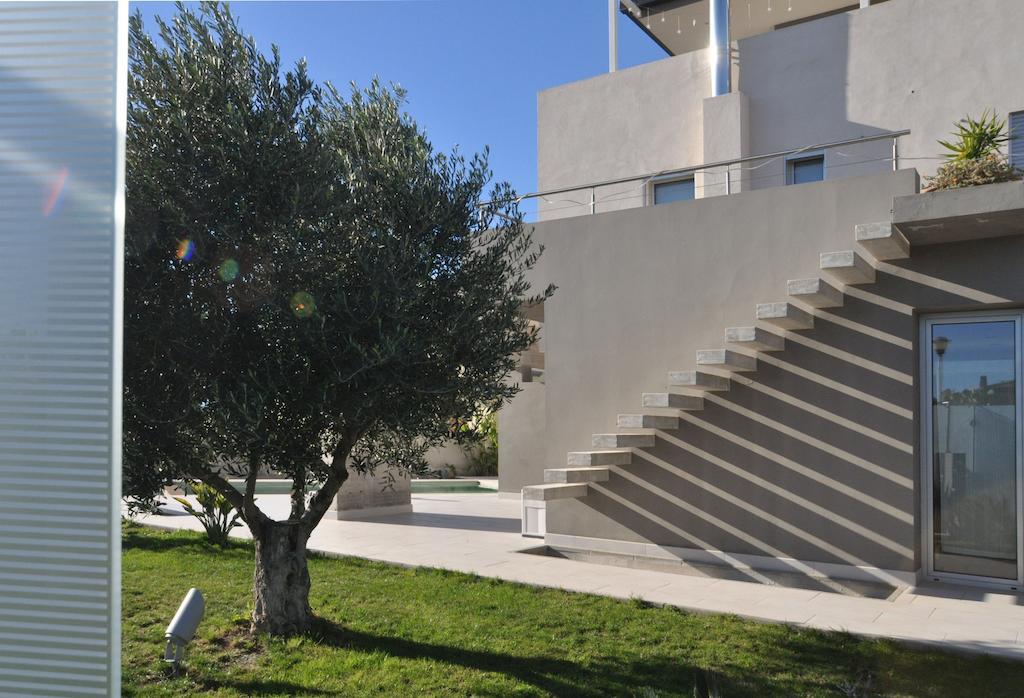 Bed & Breakfast Art House Margine Rosso Quartu SantʼElena