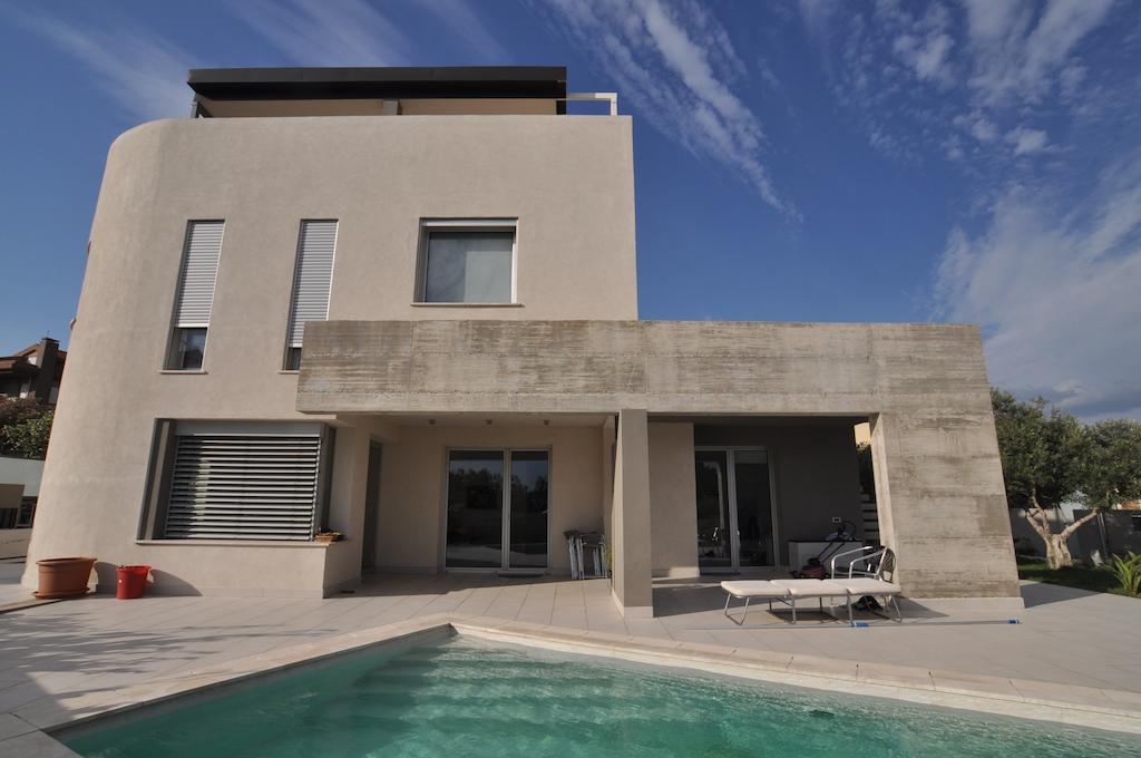 Bed & Breakfast Art House Margine Rosso