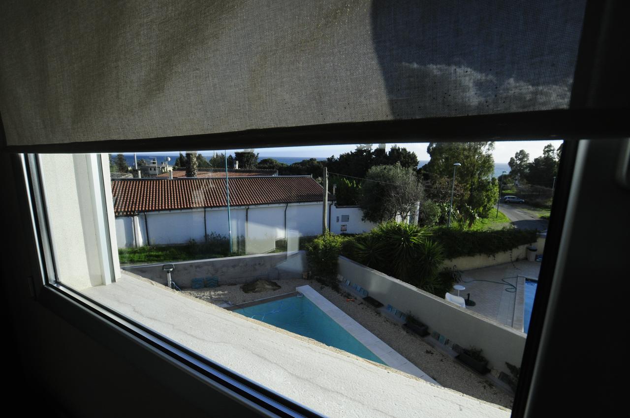 Bed & Breakfast Art House Margine Rosso 3*