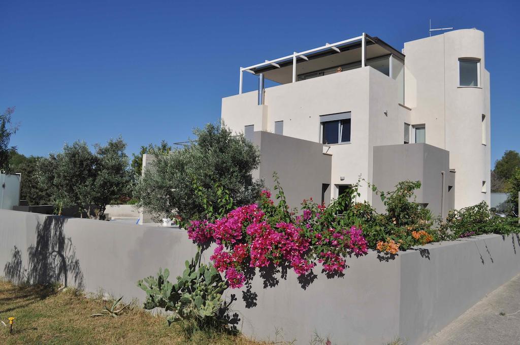 Bed & Breakfast Art House Quartu - Margine Rosso Quartu SantʼElena