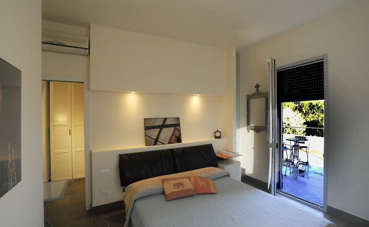 Bed & Breakfast Art House Quartu - Margine Rosso